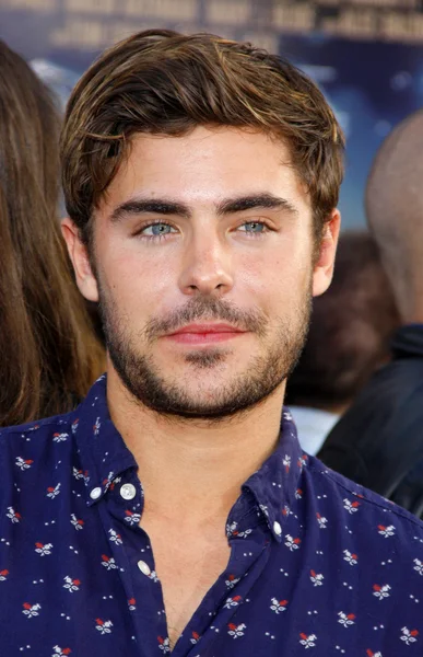 Actor y cantante Zac Efron — Foto de Stock