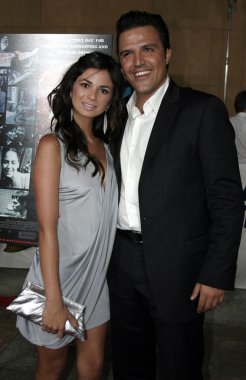 Yapımcı Billy Rovzar