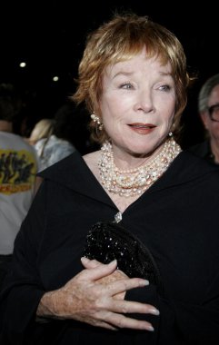 Yıldızı Shirley Maclaine