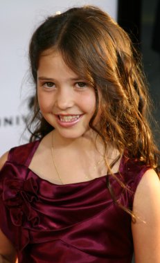 Aktris Chelsea Smith
