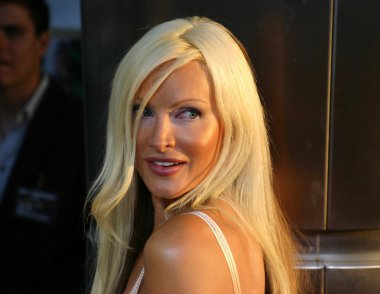 oyuncu ve model Caprice