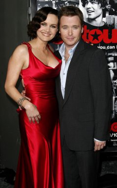 Carla Gugino ve Kevin Connolly