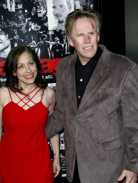 Gary Busey and Vicky Roberts — Stock Photo, Image