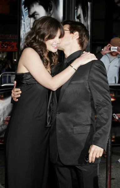 Katie Holmes és Tom Cruise — Stock Fotó