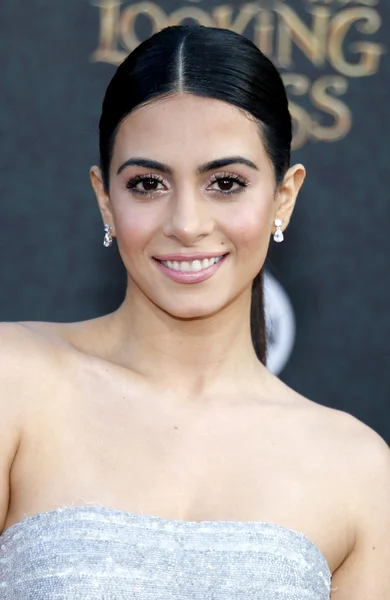 Actress and model Emeraude Toubia — Stock Photo, Image