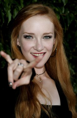 aktris Scarlett Pomers