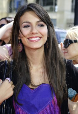 Aktris Victoria adalet