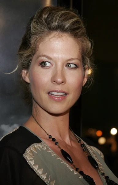 Skådespelerskan Jenna Elfman — Stockfoto