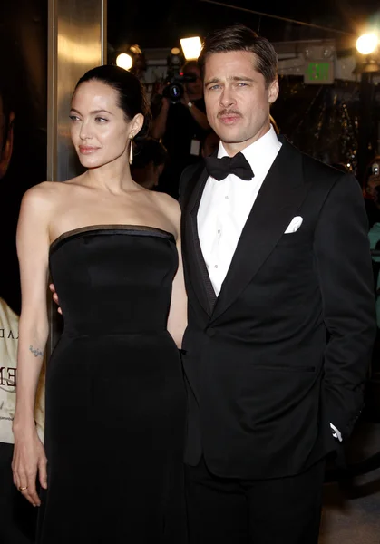 Angelina jolie i brad pitt — Zdjęcie stockowe