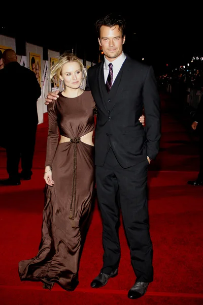 Kristen Bell en Josh Duhamel — Stockfoto