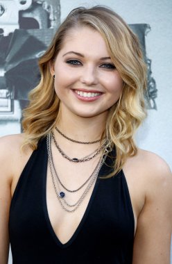 Sammi Hanratty ışıklar galasında