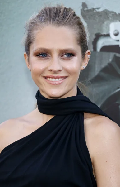 Teresa Palmer at premiere of Lights Out — Stock Photo, Image