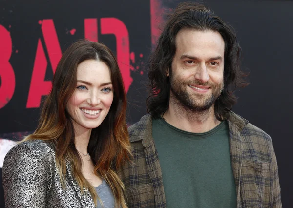 Chris D 'Elia y Cassi Colvin — Foto de Stock