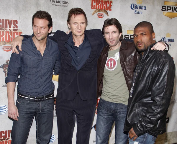 Bradley Cooper, Liam Neeson, Sharlton Copley i Quinton Jackson — Zdjęcie stockowe