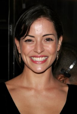 aktris Emmanuelle Vaugier