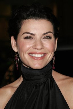 aktris Julianna Margulies