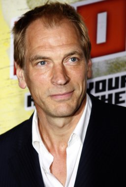 aktör Julian Sands