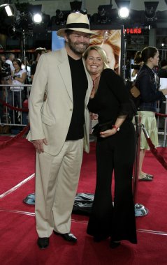 aktör Mickey Dolenz