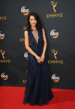 Oyuncu Abigail Spencer