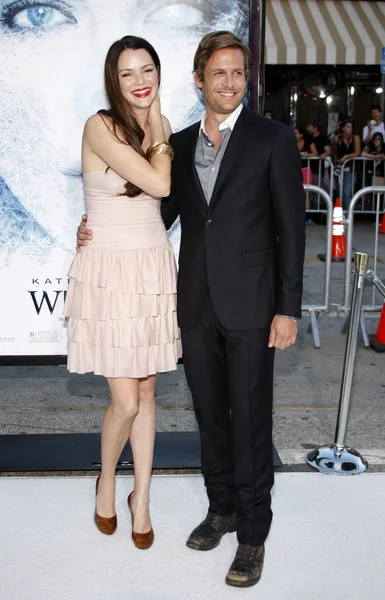 Jacinda Barrett, Gabriel Macht — Stockfoto