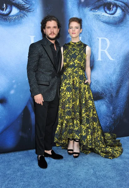 Kit Harington Rose Leslie Estreno Temporada Game Thrones Hbo Celebrado —  Fotos de Stock