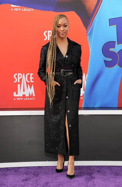 Sonequa Martin Green Los Angeles Premiär Space Jam New Legacy — Stockfoto