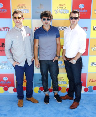 nick Jonas, joe jonas ve kevin jonas