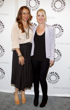 Christina Applegate ve Maya Rudolph