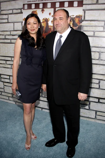 James Gandolfini és Deborah Lin — Stock Fotó