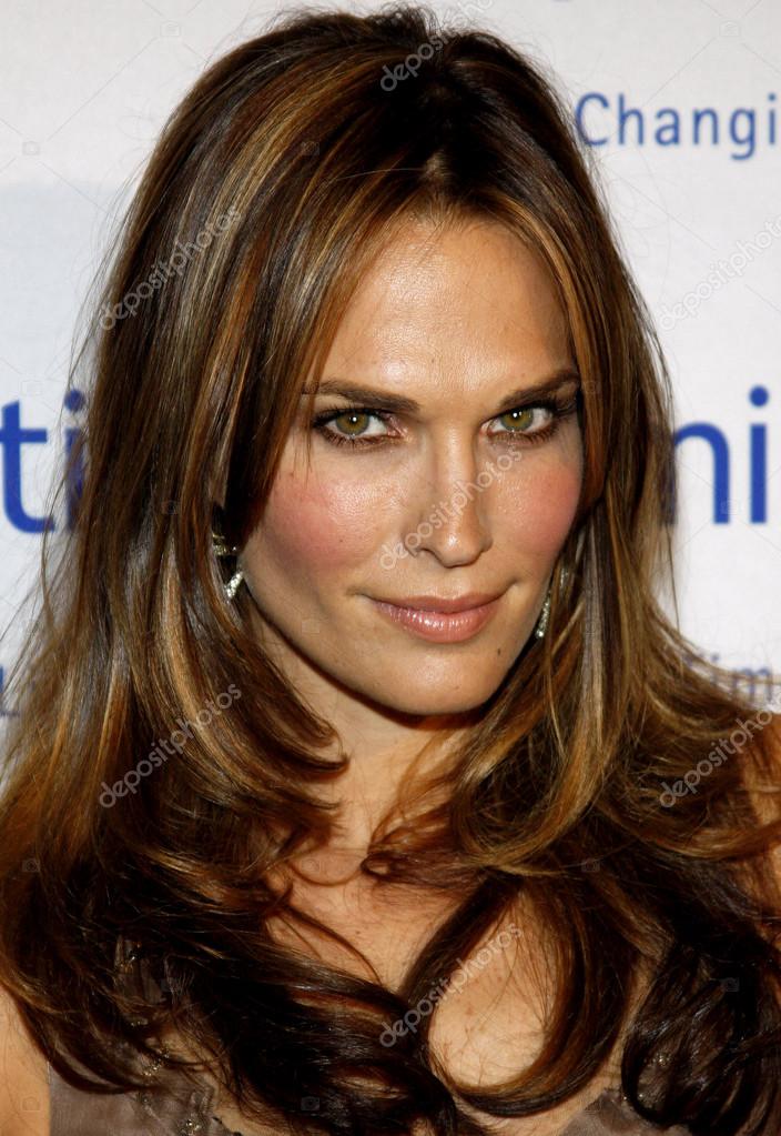 Actress Molly Sims – Stock Editorial Photo © PopularImages #79317516