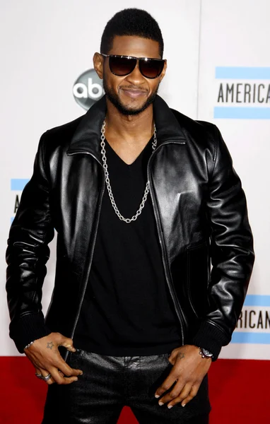 Usher at 2010 American Music Awards — 图库照片