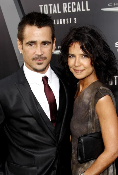 Colin Farrell y Claudine Farrell — Foto de Stock