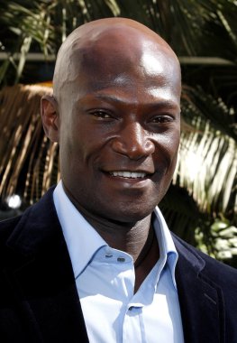 Aktör Peter Mensah