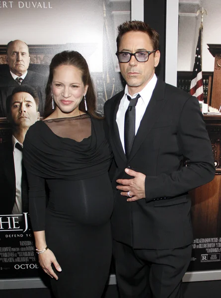 Robert downey jr. i susan downey — Zdjęcie stockowe