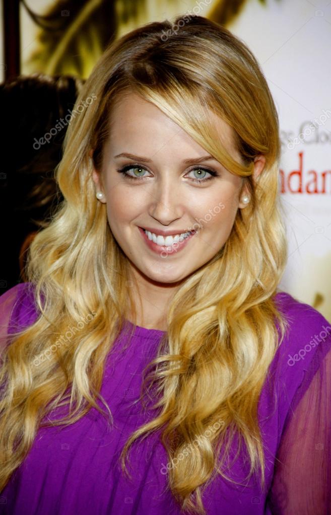 Actress Megan Park – Stock Editorial Photo © PopularImages #79451518