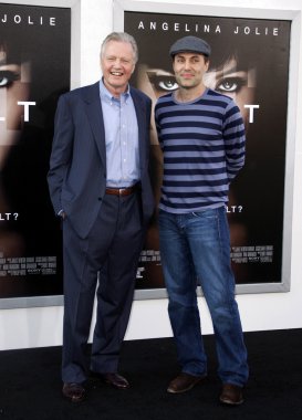 Jon Voight ve James Haven