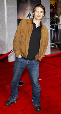 Olivier Martinez at Los Angeles