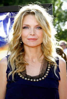 aktris michelle pfeiffer