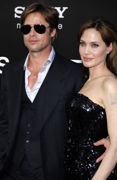 Brad Pitt and Angelina Jolie in Los Angeles — ストック写真