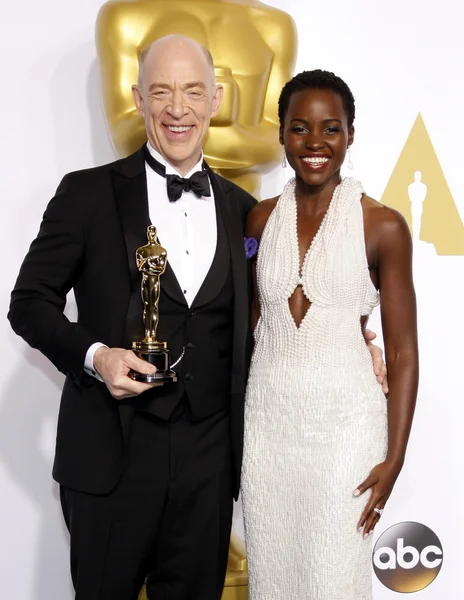 Lupita Nyong'o and J.K. Simmons — Stockfoto