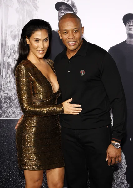Dr. Dre and Nicole Young — Stock Photo, Image