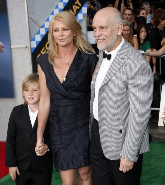 John Malkovich and Peta Wilson in Los Angeles — Stockfoto