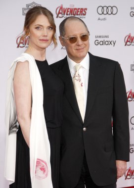 James Spader and Leslie Stefanson