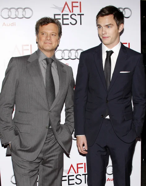 Colin firth i nicholas hoult — Zdjęcie stockowe