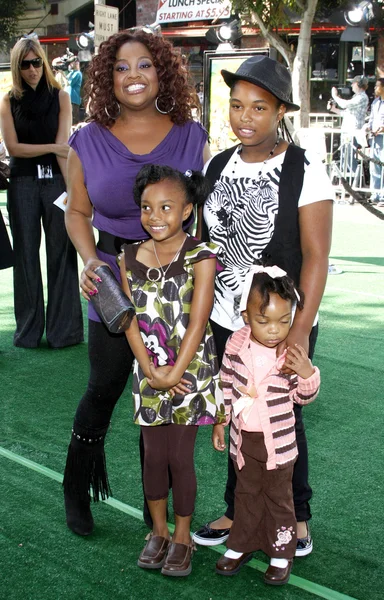 Sherri Shepherd dengan anak-anak — Stok Foto