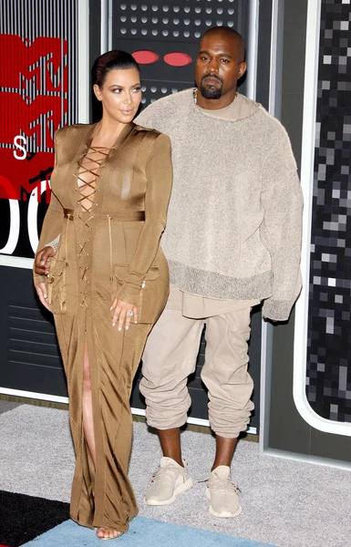 Kanye West and Kim Kardashian — Stock Photo, Image