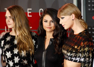 Selena Gomez ve Taylor Swift