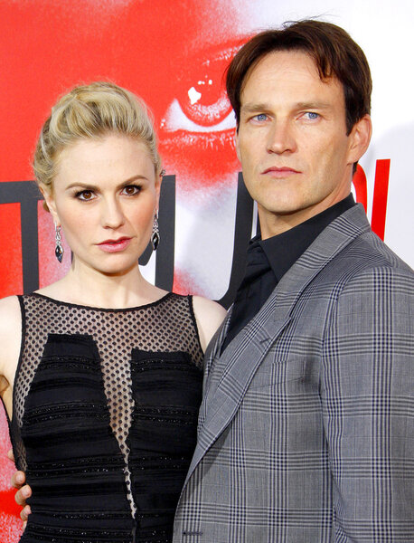 Anna Paquin and Stephen Moyer