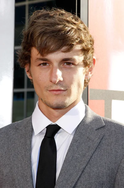 Actor Giles Matthey — Stockfoto