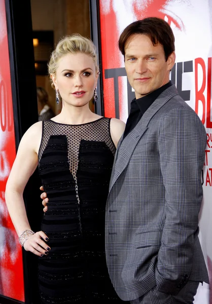 Anna paquin und stephen moyer — Stockfoto